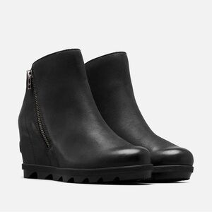 Sorel Joan of Arctic - Black Wedge Ankle Boots